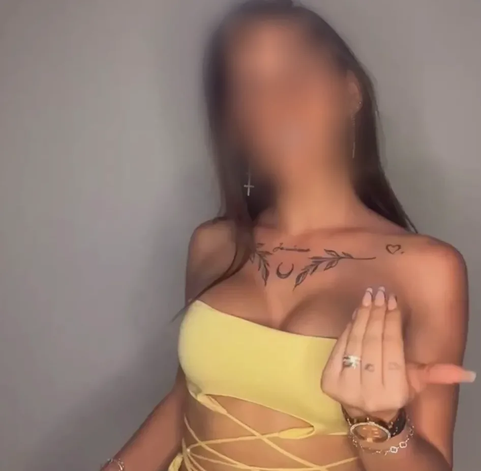 Fay, 24